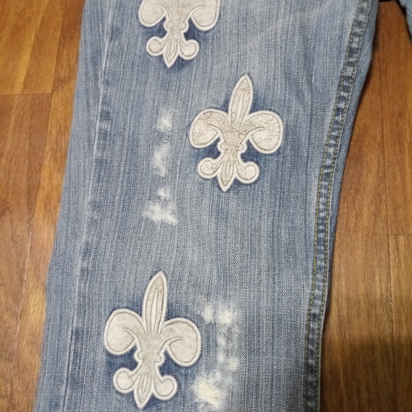 Final Sale Community Property Jeans - Picture 4 of 8